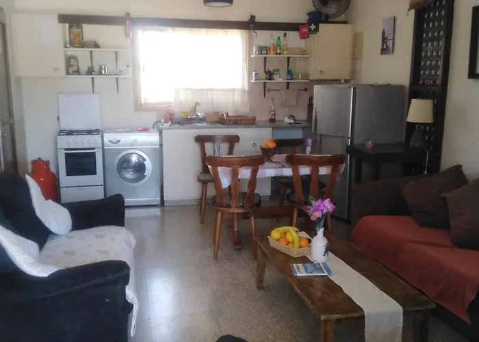 George Center * アヤナパ